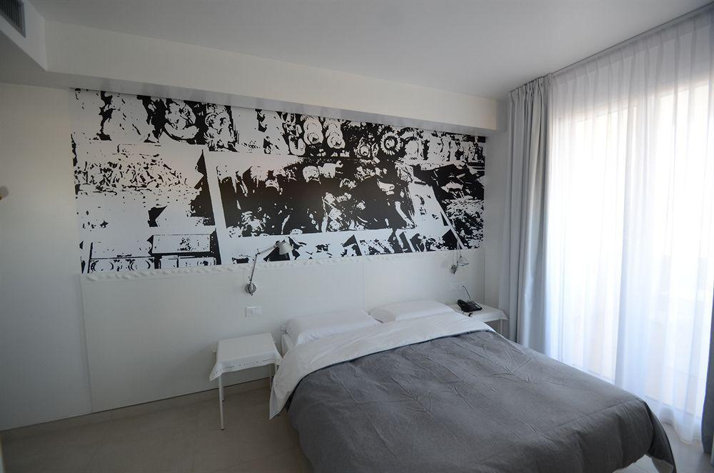 Quihotel Porto Cesareo Buitenkant foto