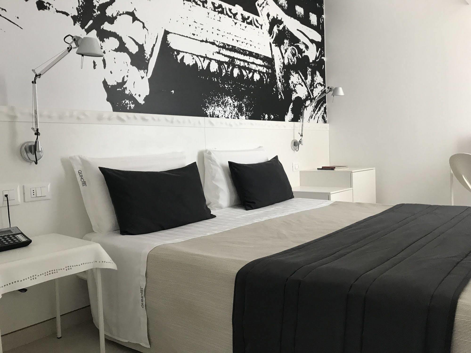 Quihotel Porto Cesareo Buitenkant foto